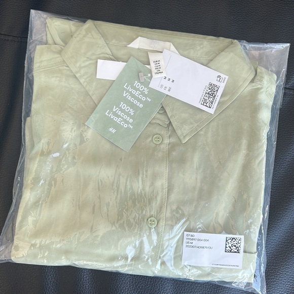 H&M Maternity Dress - Tie-belt Shirt Dress - Medium - Picture 8 of 8